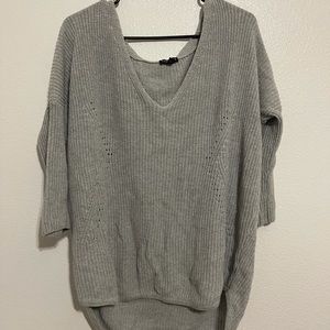 Gray 3/4 sleeve sweater